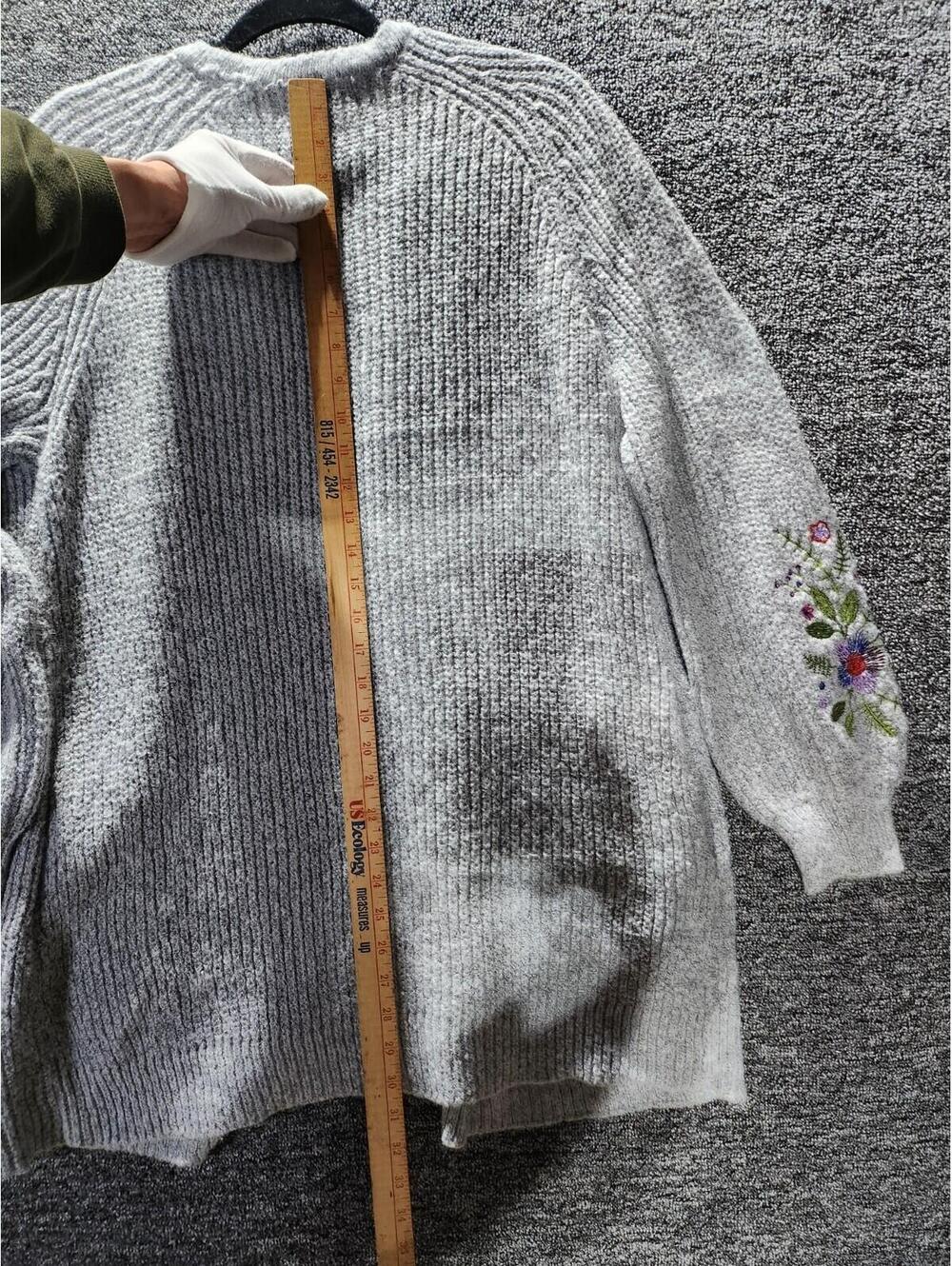 By Design Women's Gray Knit Embroidered Open Front Cardigan Sweater Floral L - Picture 3 of 12